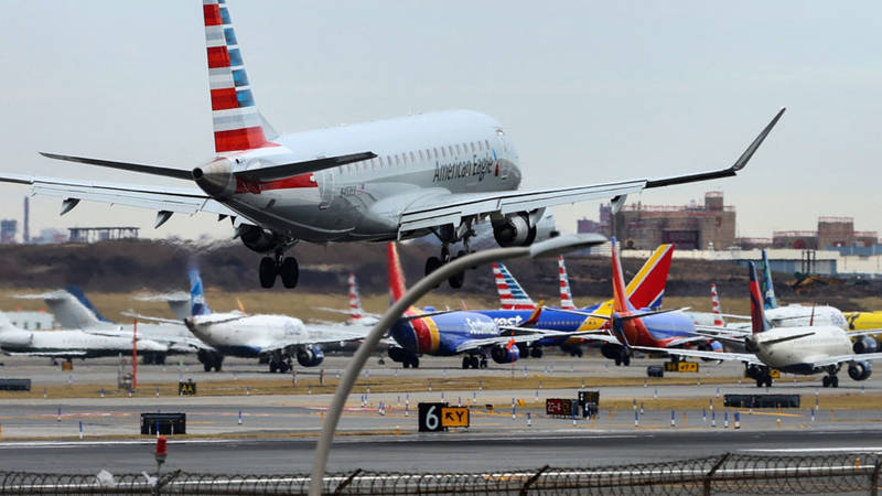 أمريكا تفرض قيودا على الطيران العام بالبلاد