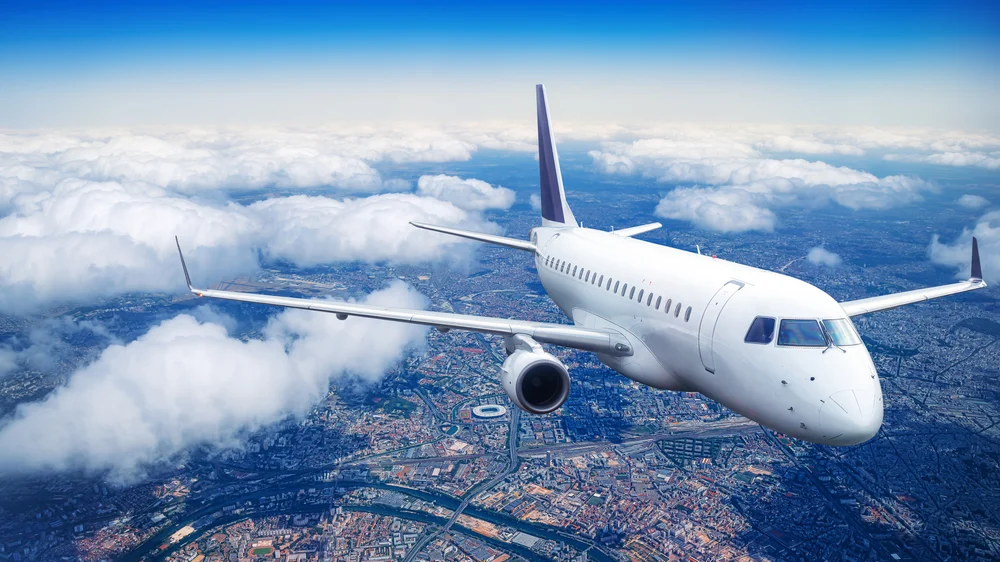 الشرق الأوسط وأفريقيا يقودان سوق النقل الجوي