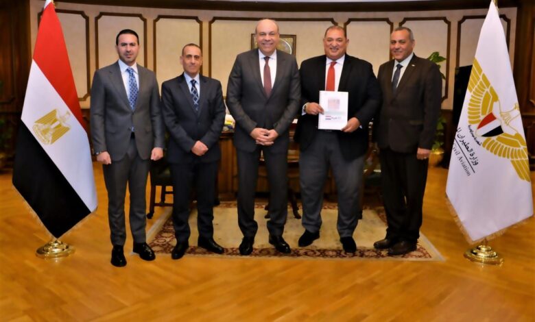 الإيكاو تتسلم خطة مصر نحو طيران مستدام