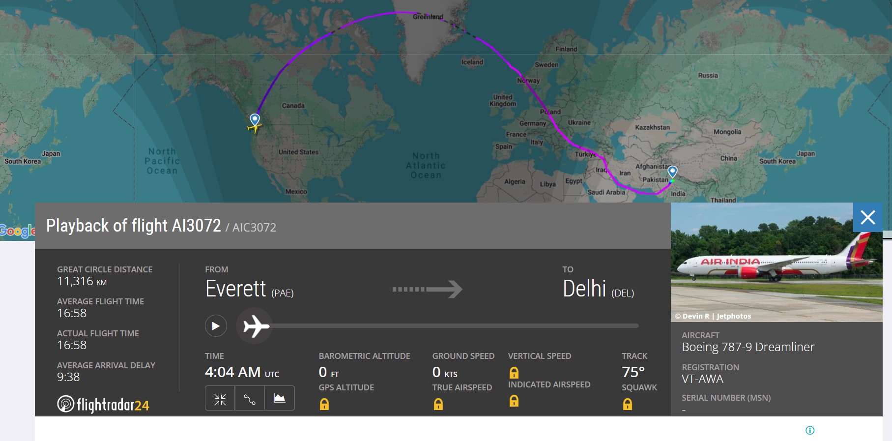 أول طائرة دريملاينر بخط إنتاج مخصص 