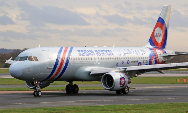 وظائف شاغرة لـ مضيفة طيران