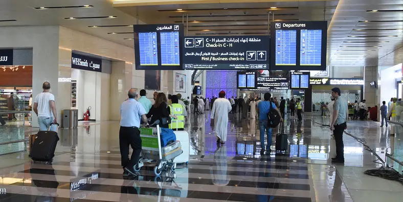 مطار مسقط الدولي