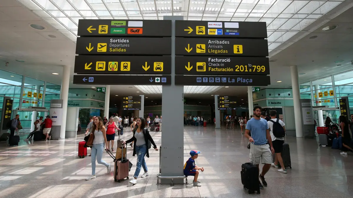 مطارات إسبانيا