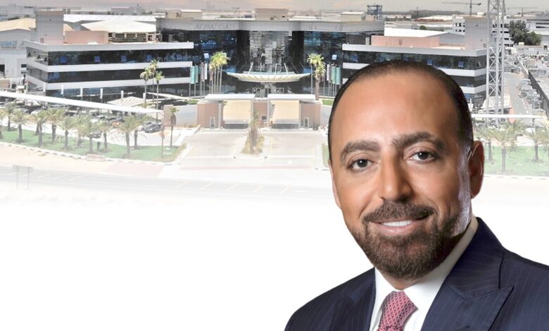 رجل الأعمال زايد البداد